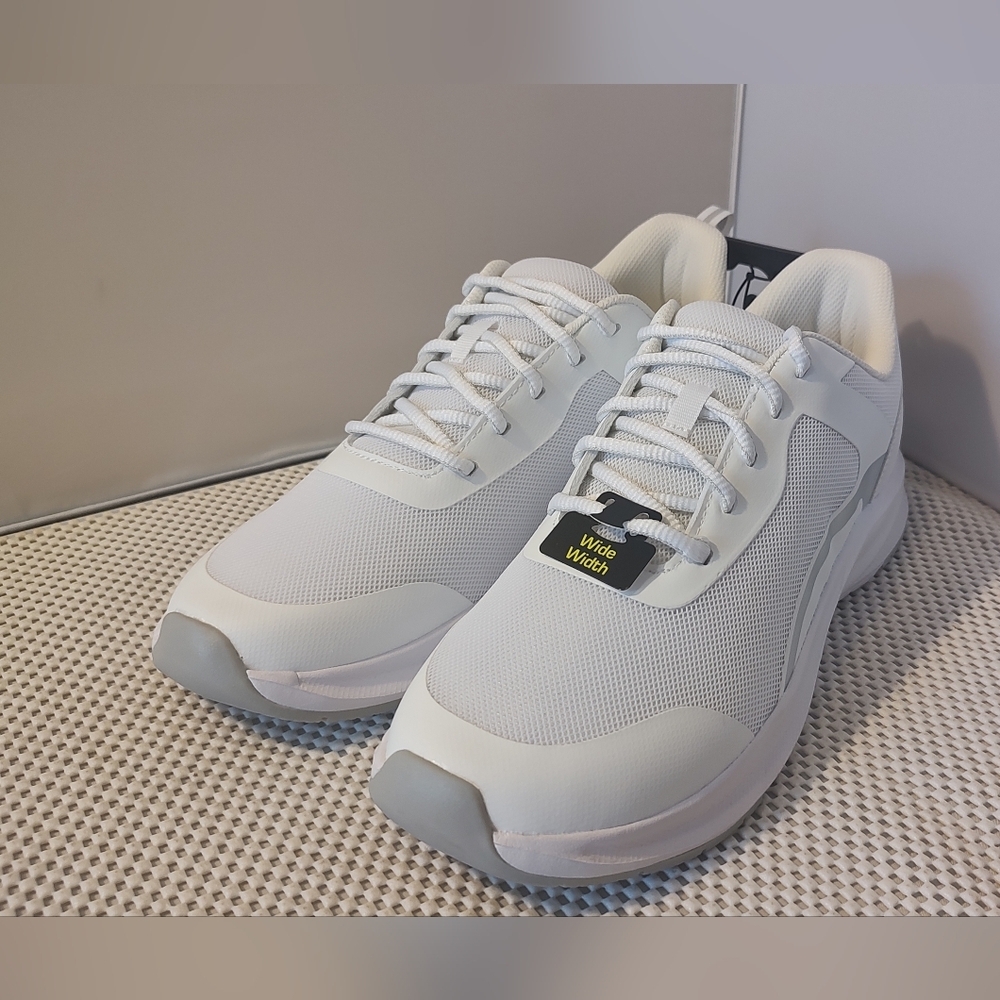 Athletic Works Women's 12W Lifestyle Mesh Jogger Sneakers Wide Width White